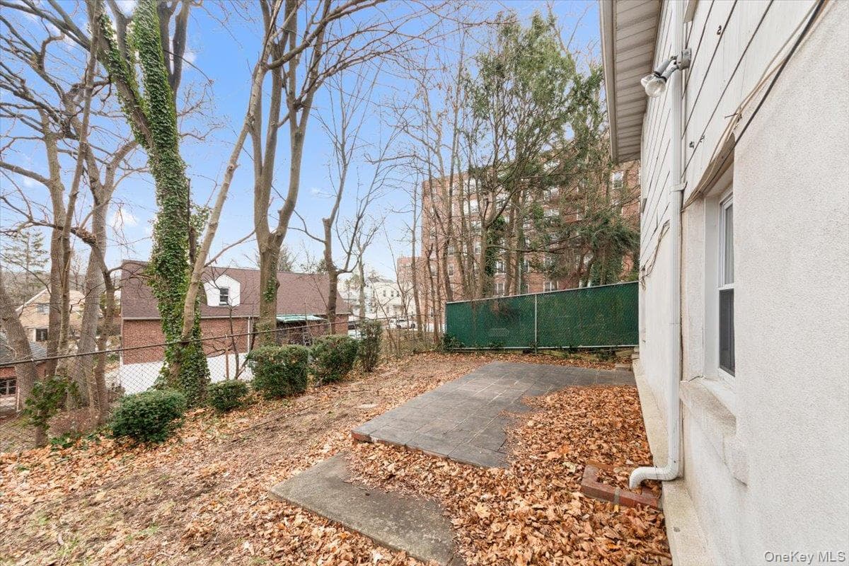 5824 Fieldston Road thumbnail 17