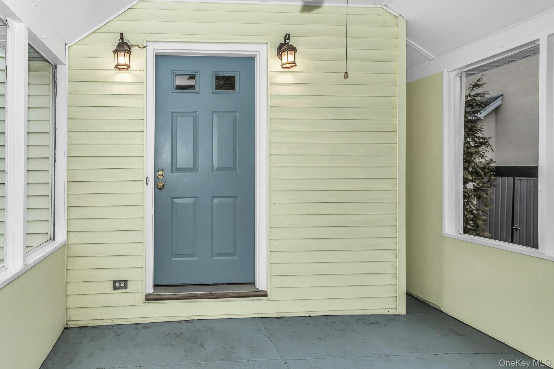 11 Merton Avenue thumbnail 4
