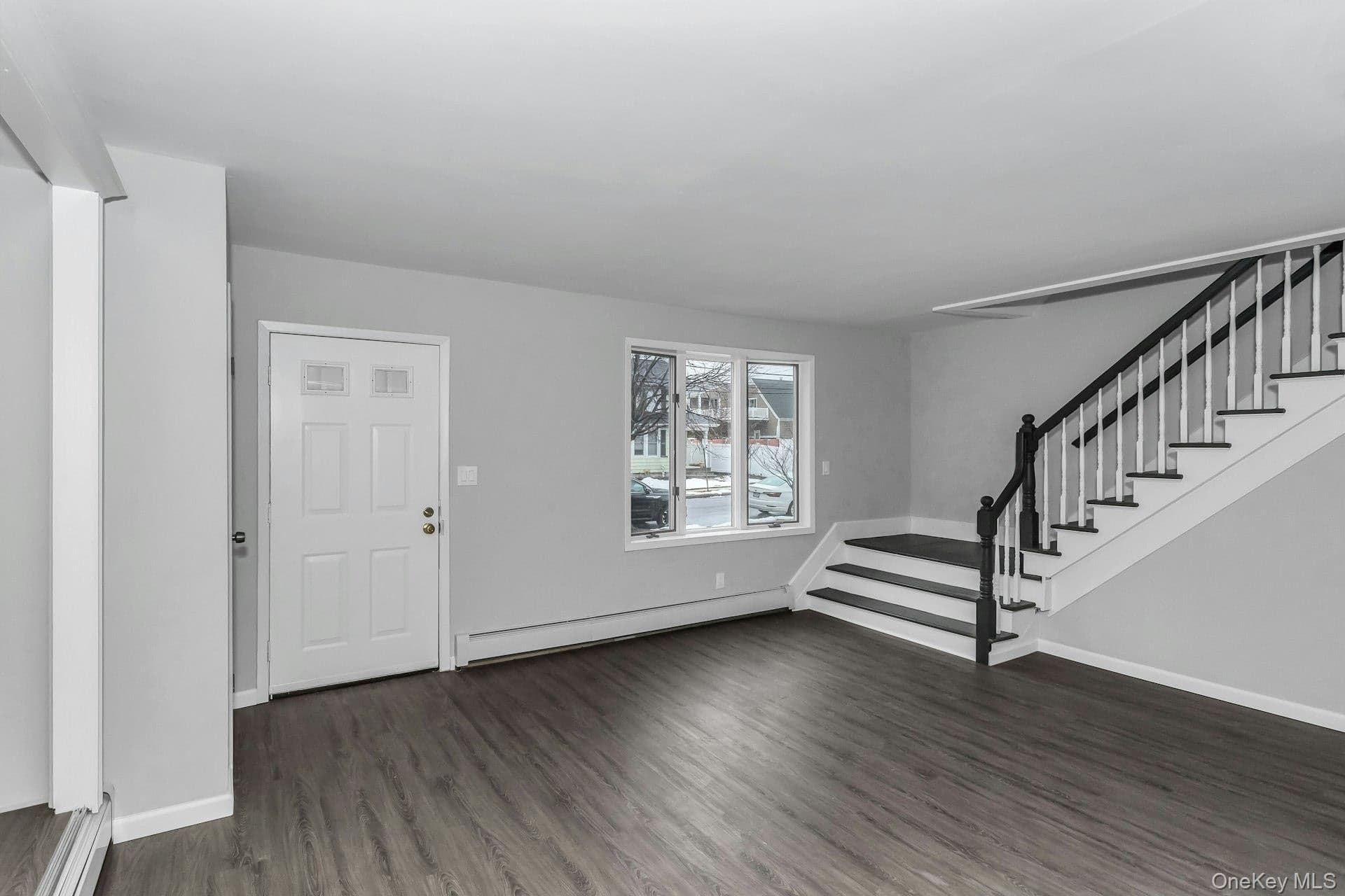 11 Merton Avenue thumbnail 5