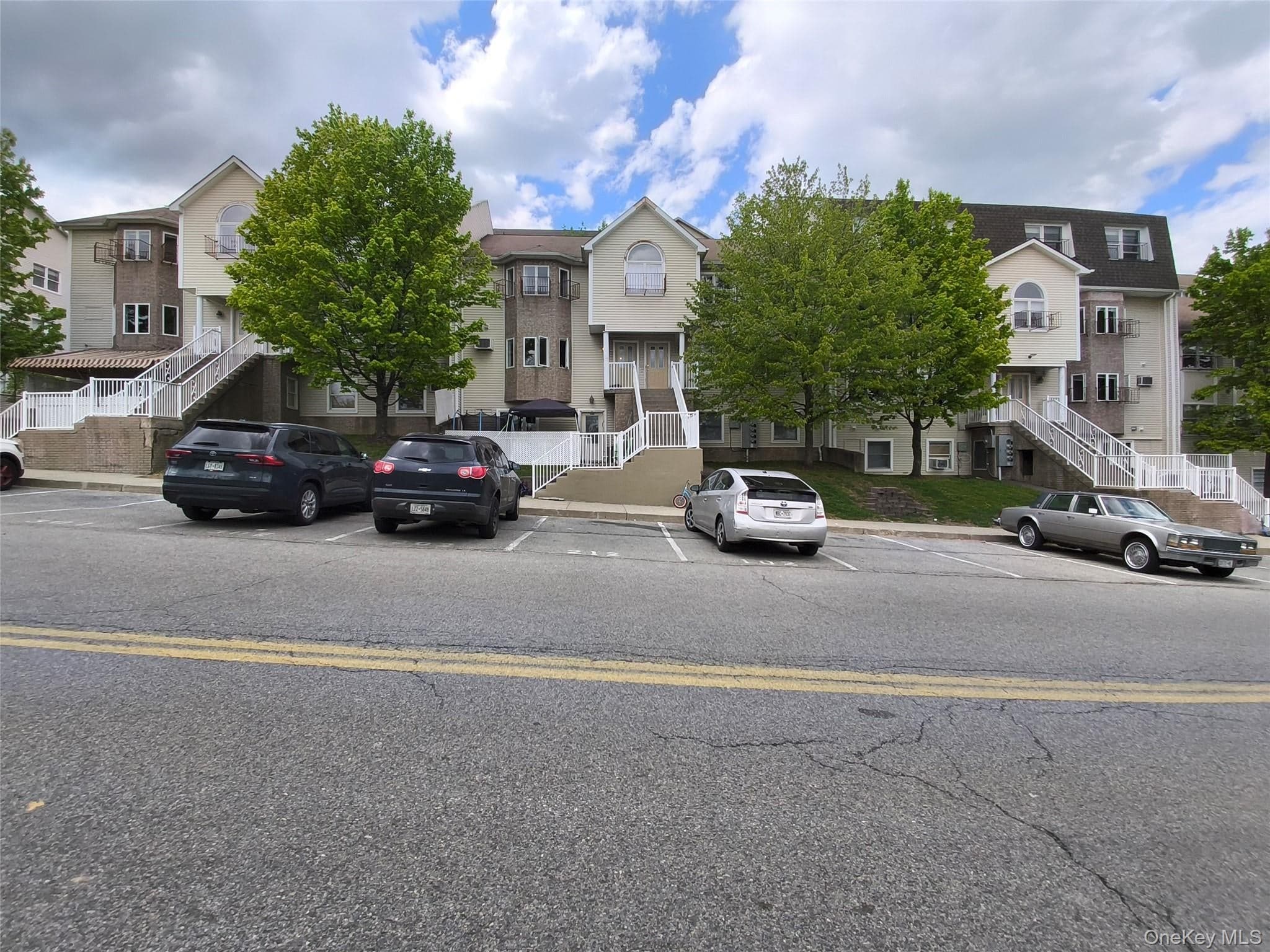 5 Sasev Court Unit: 302 photo 1