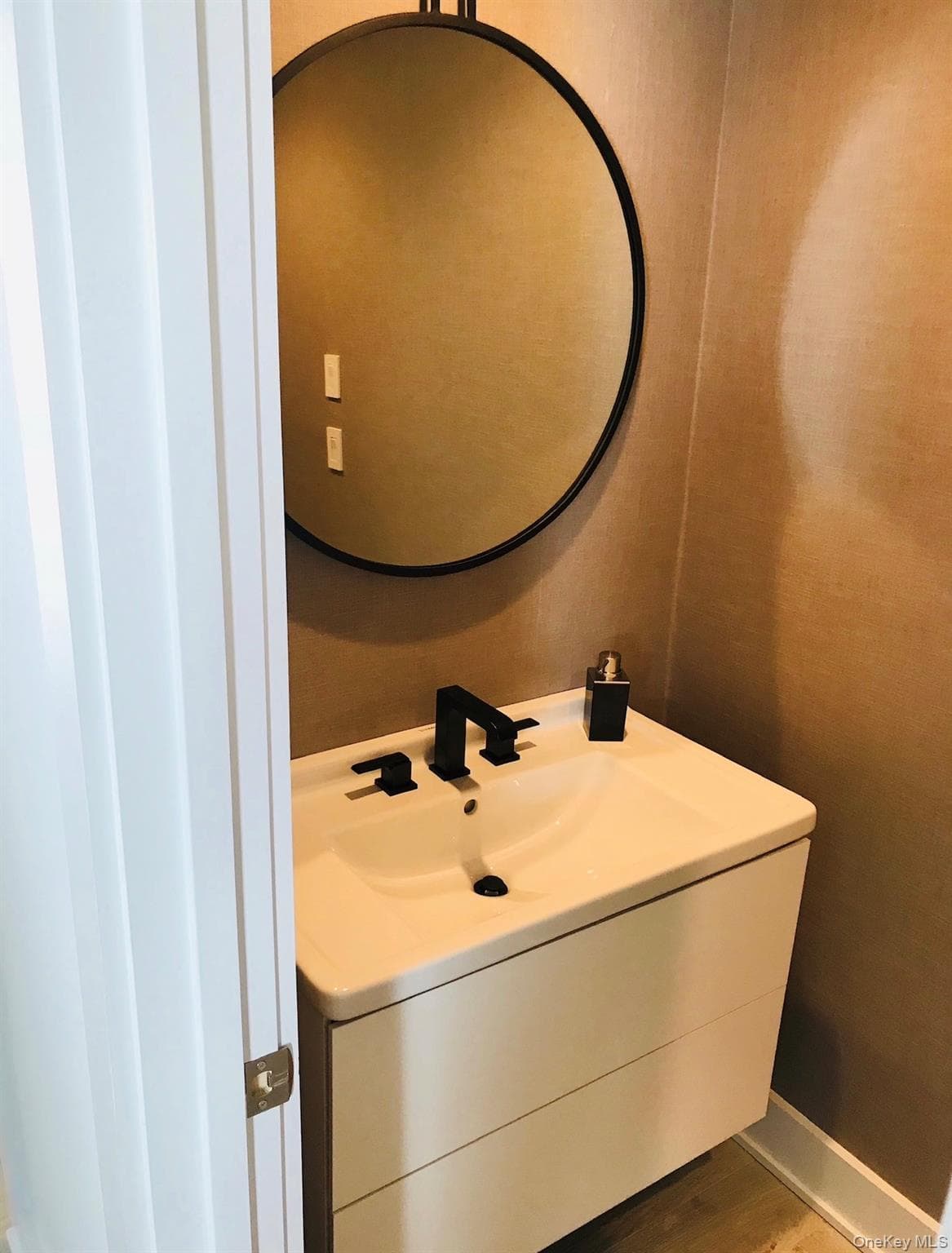 263 Ferry Road thumbnail 22