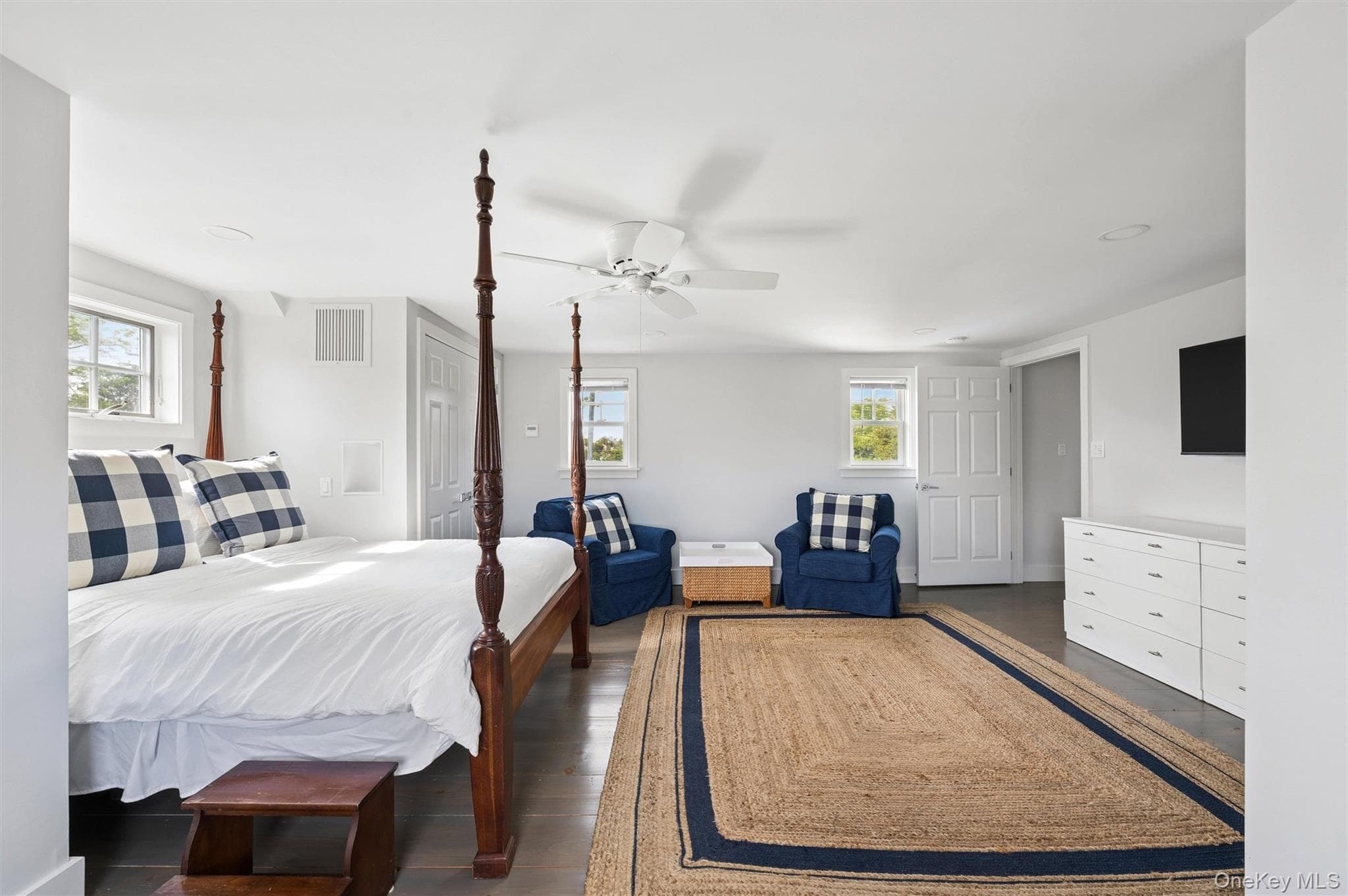 87 Foster Avenue thumbnail 11