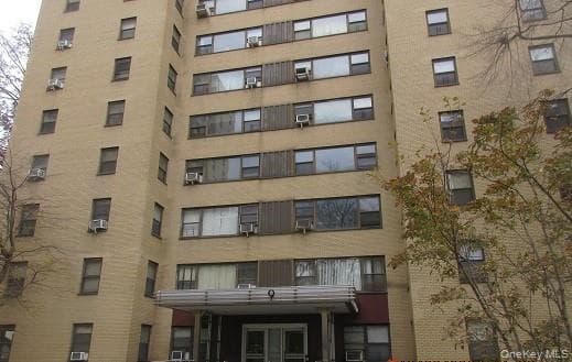 9 Fordham Hill Oval Unit: 9F, Bronx