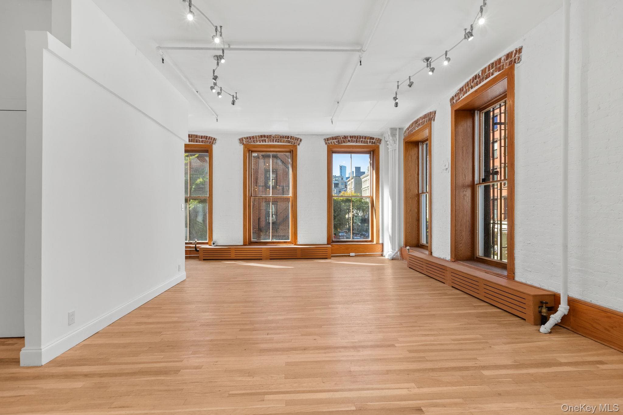 157 Spring Street Unit: 2 thumbnail 5