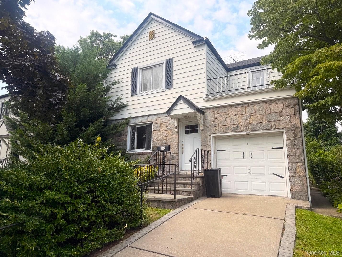 80-50 214th Street, Hollis Hills