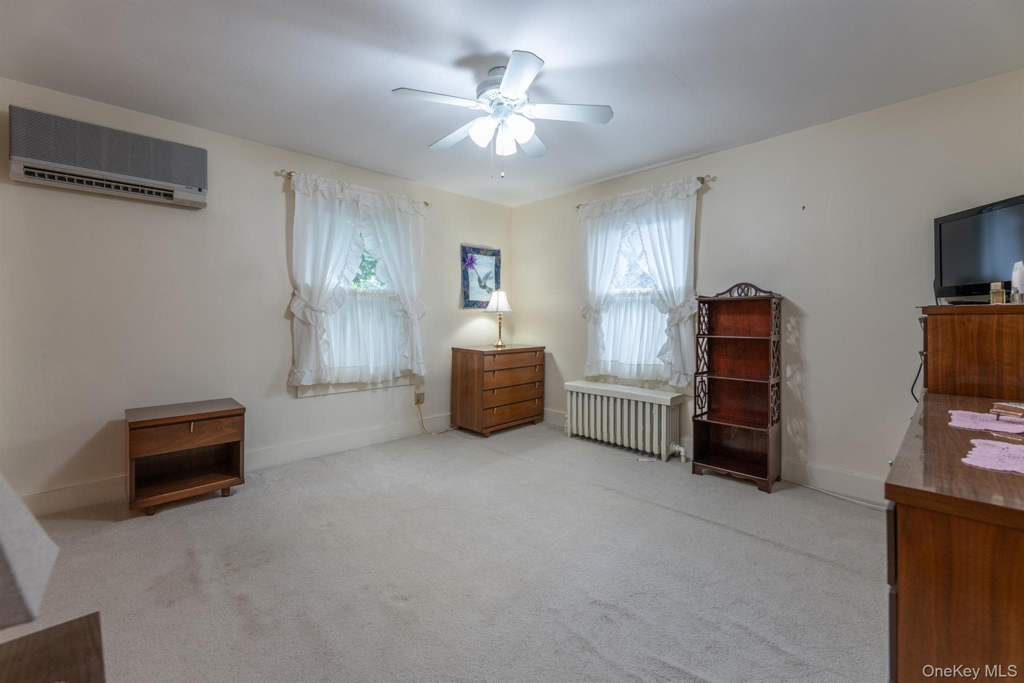 284 Clifton Avenue thumbnail 16