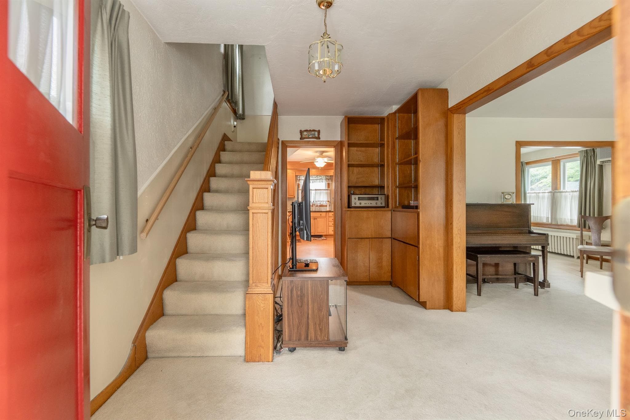 284 Clifton Avenue thumbnail 3
