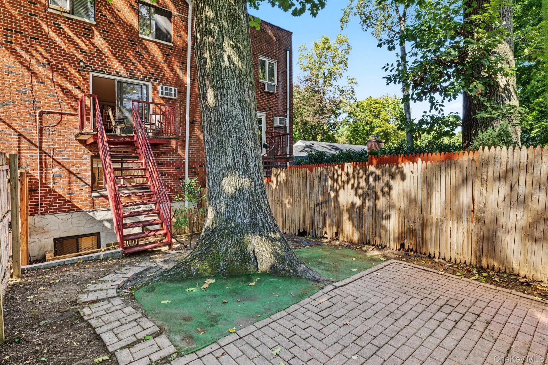 4618 Arlington Avenue thumbnail 19