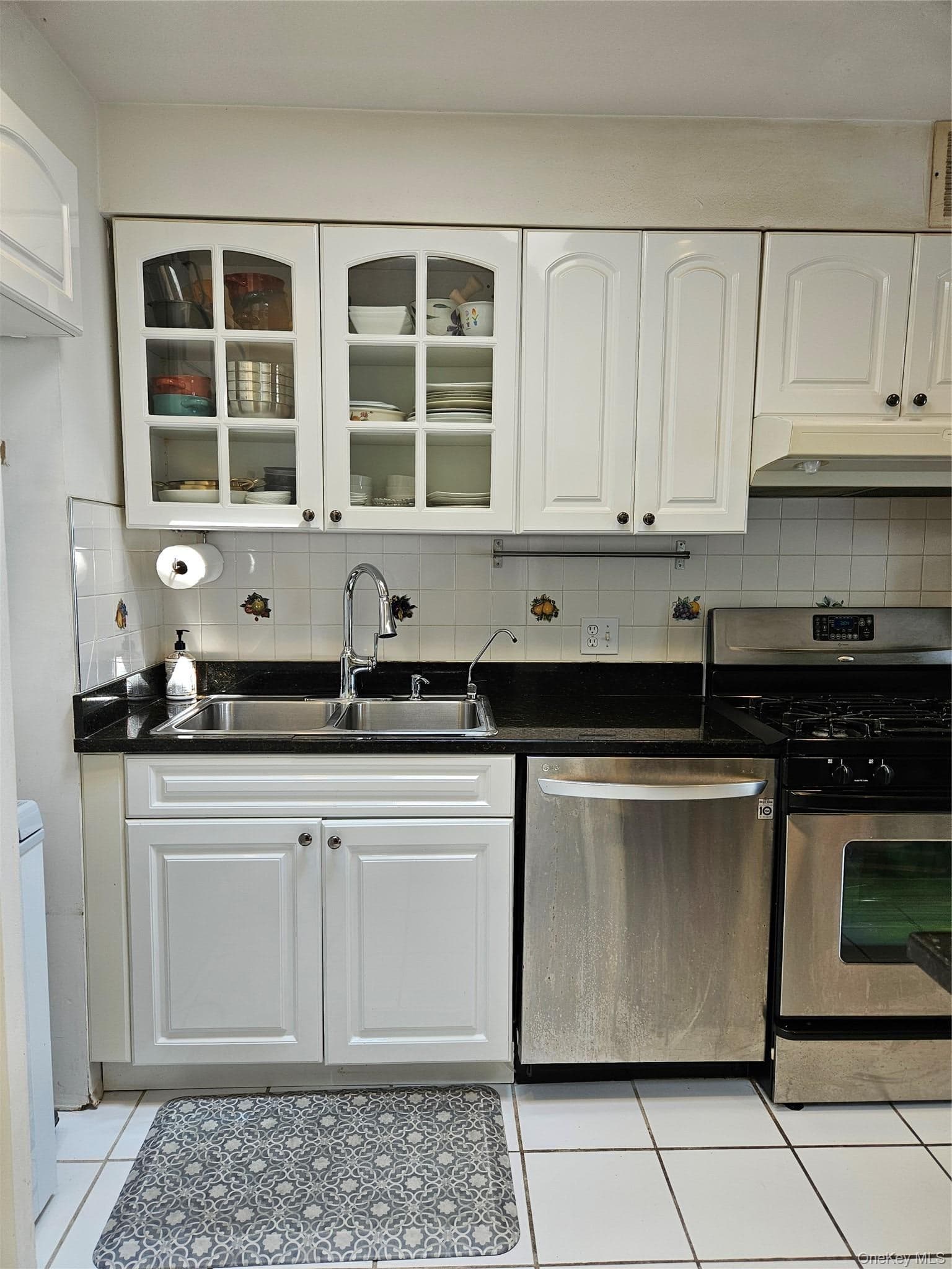 12024 Riviera Court Unit: 24B thumbnail 8