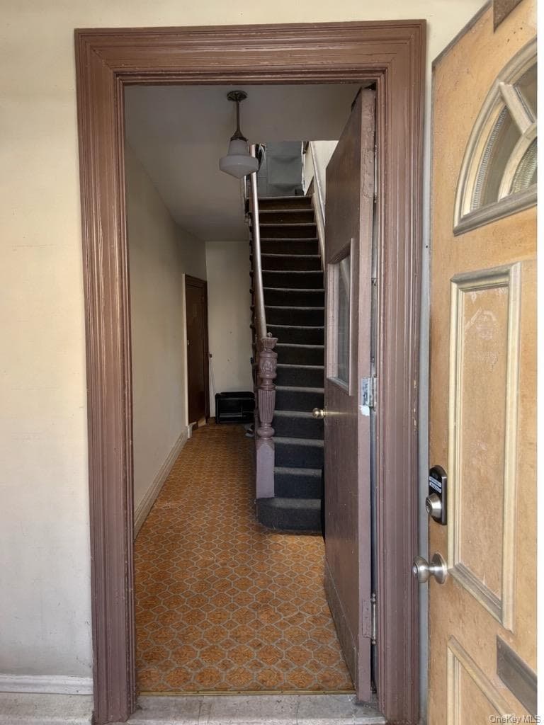 1839 Matthews Avenue thumbnail 5