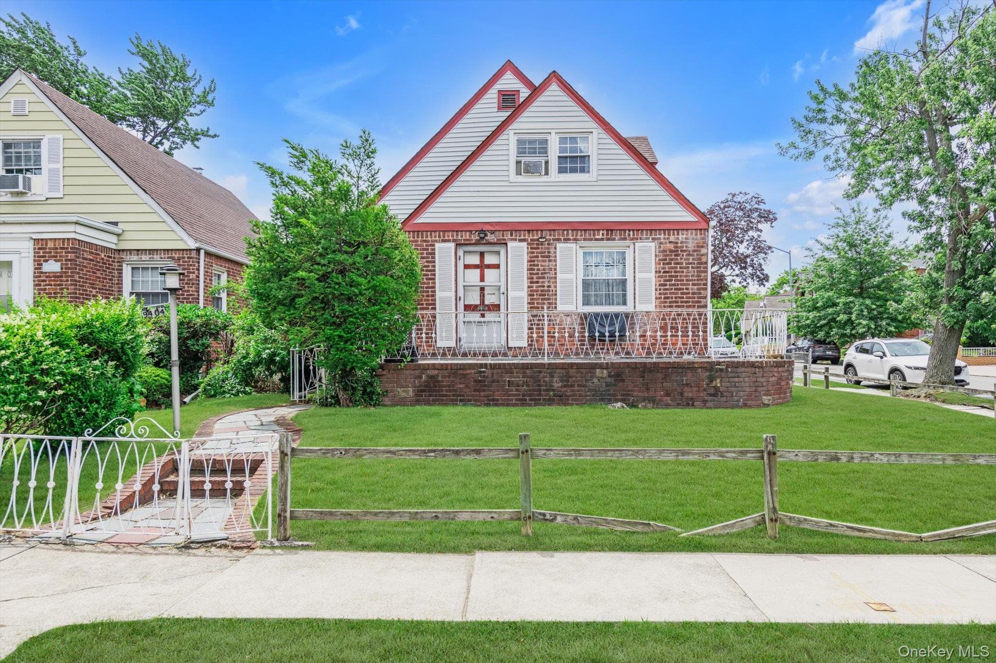 194-04 56th Avenue thumbnail 2