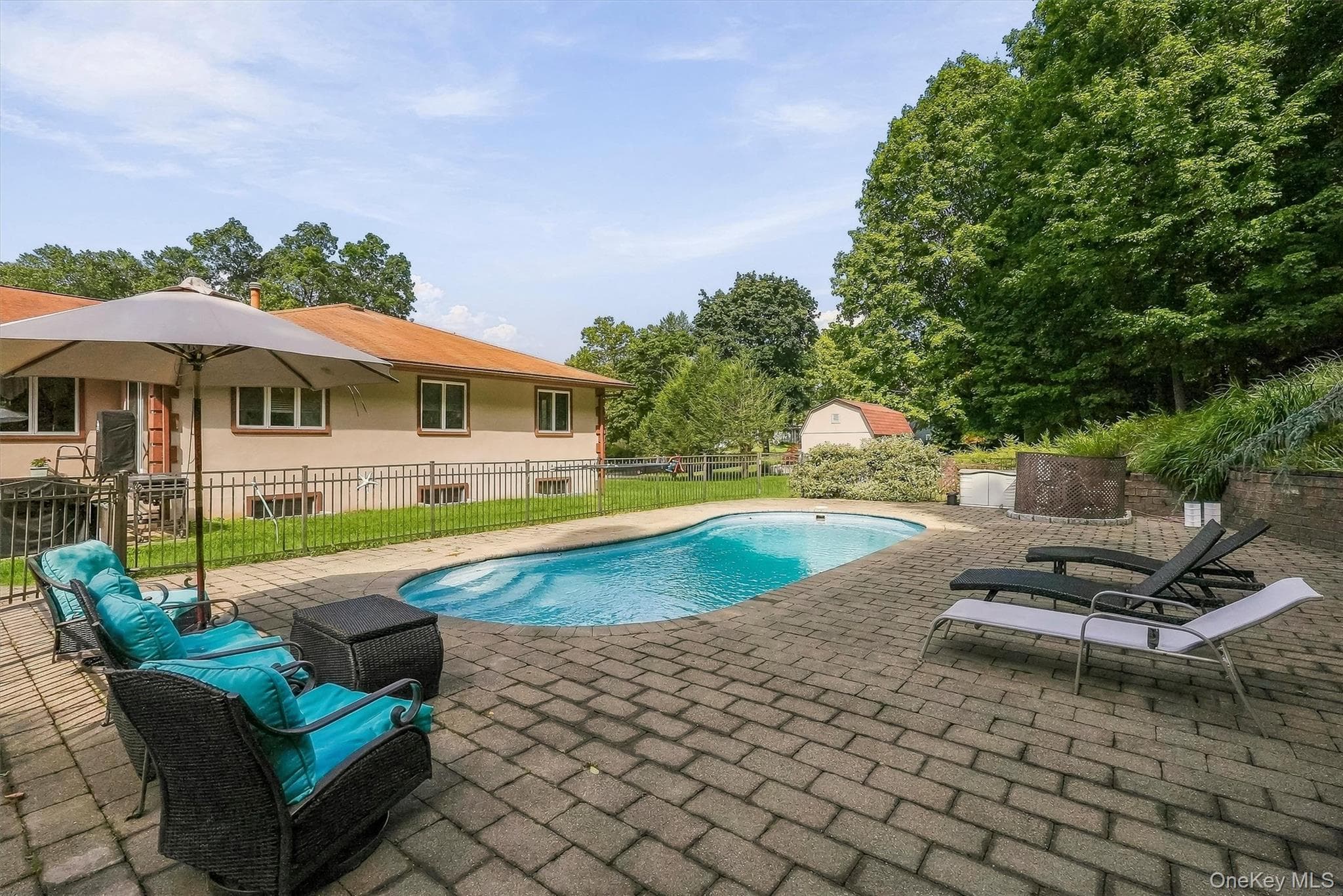 72 Eastview Drive thumbnail 40