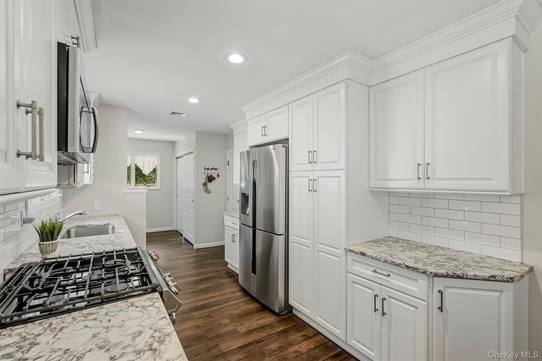 72 Eastview Drive thumbnail 13