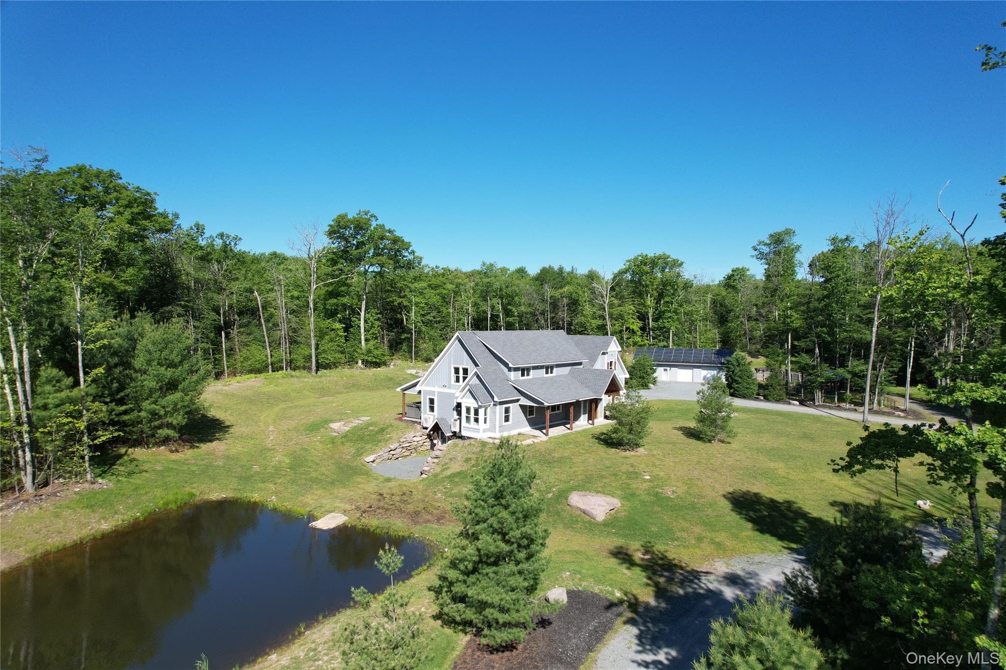 123 Wildwood Way photo 1