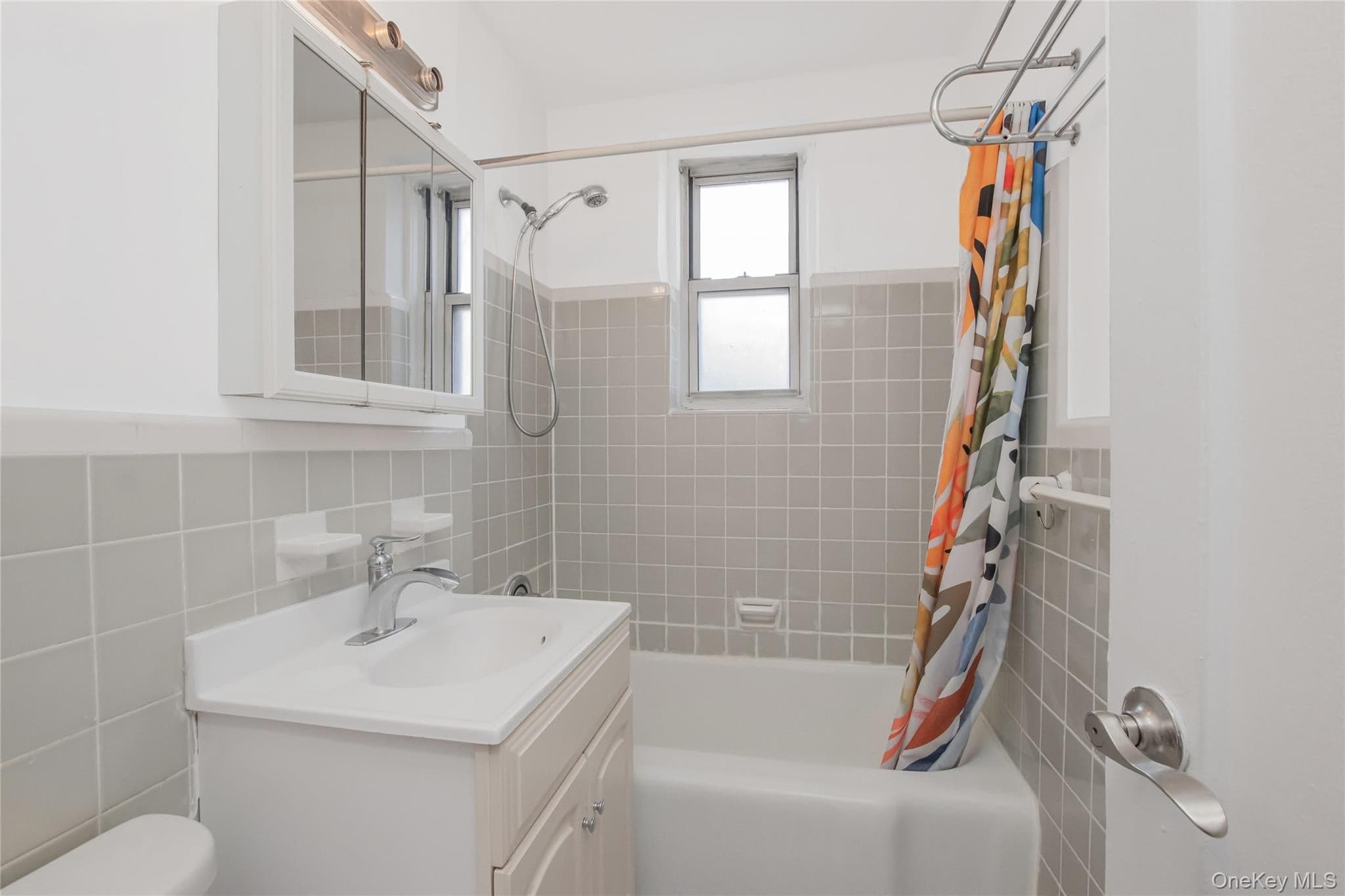 5645 Netherland Avenue Unit: 6E thumbnail 11