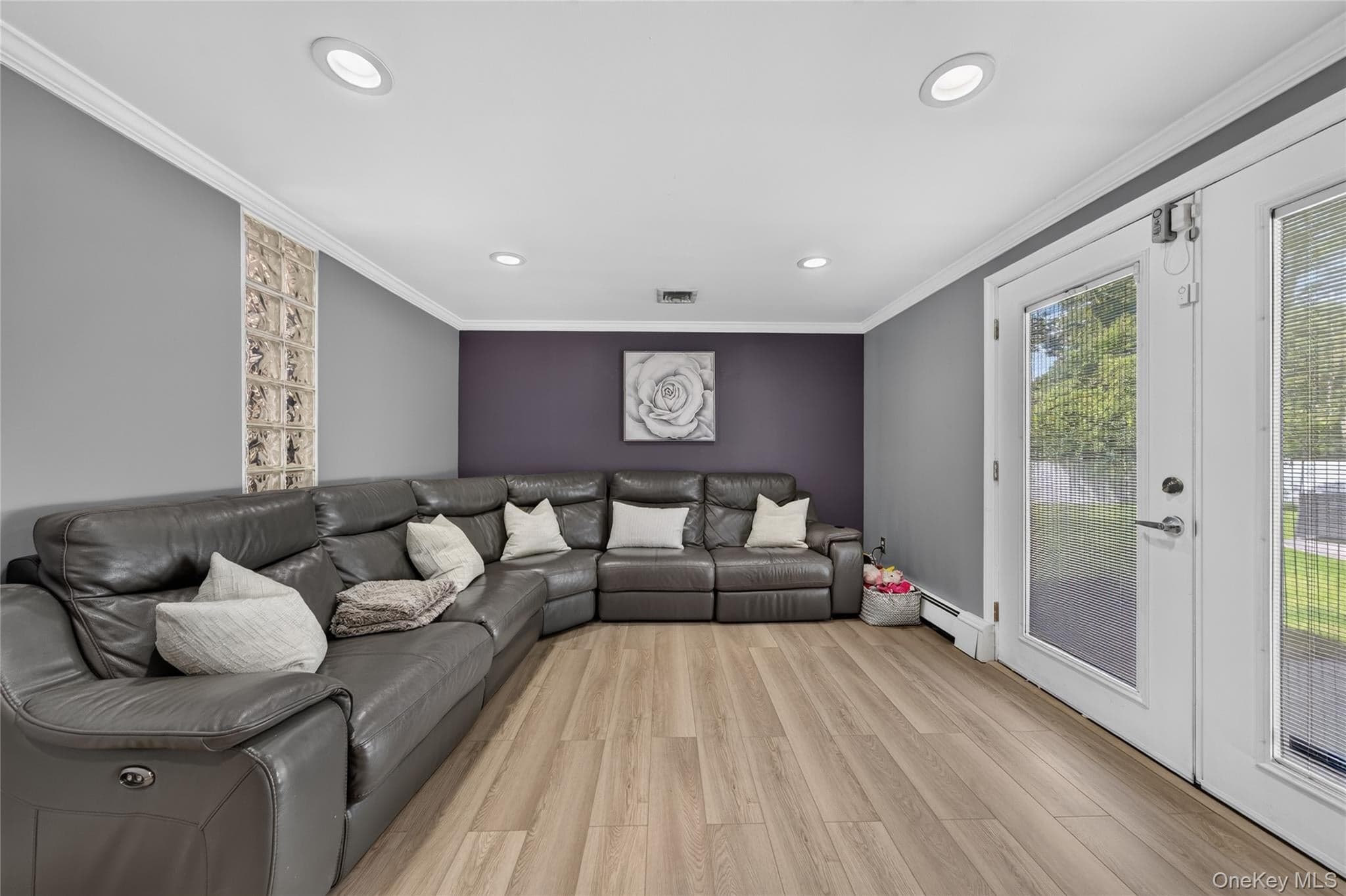 815 Expressway Drive thumbnail 20