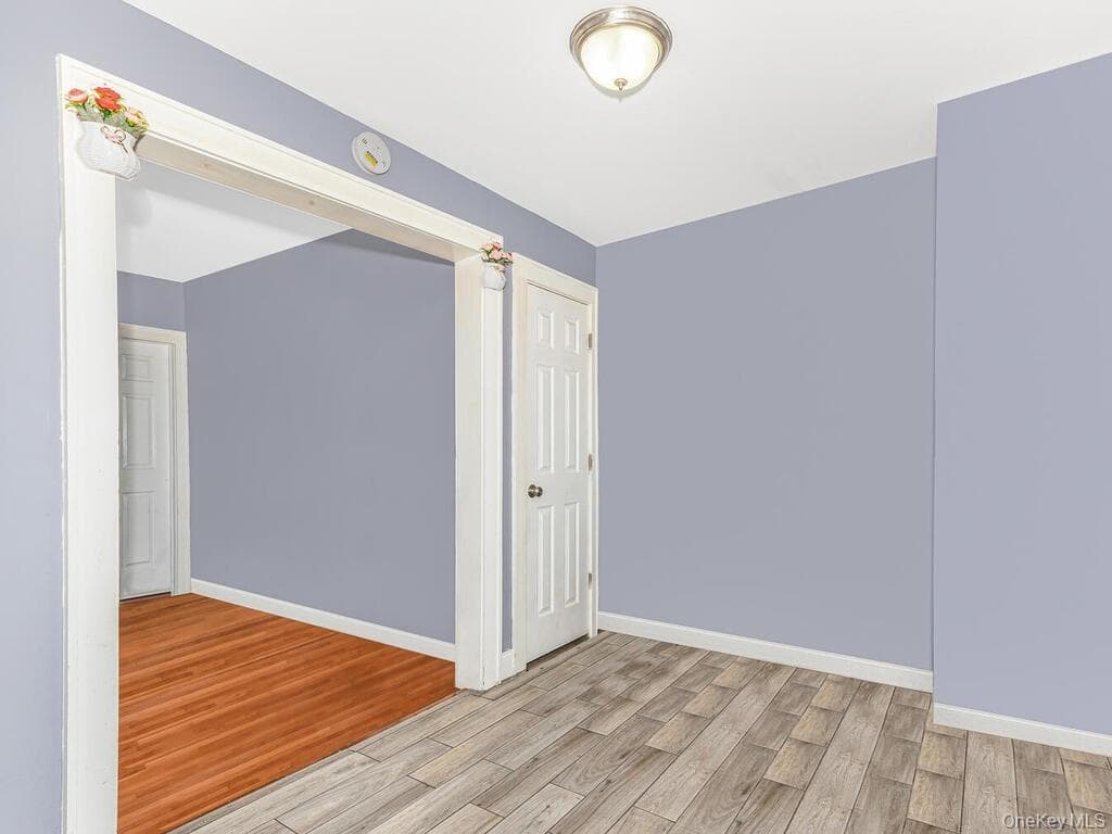 1035 Elder Avenue thumbnail 11