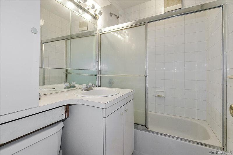 15 Canterbury Road Unit: C10 thumbnail 11