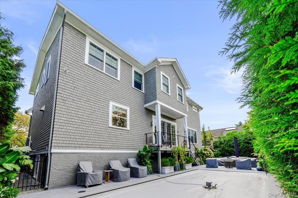 49 Tioga Avenue thumbnail 36