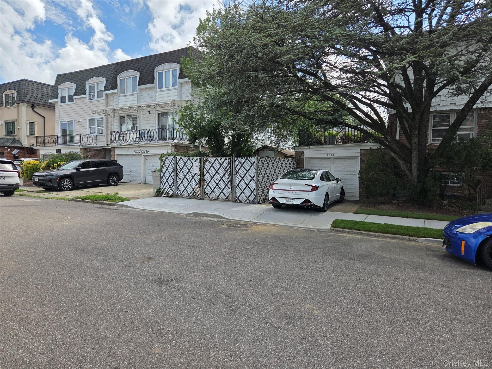 15-42 216th Street thumbnail 3