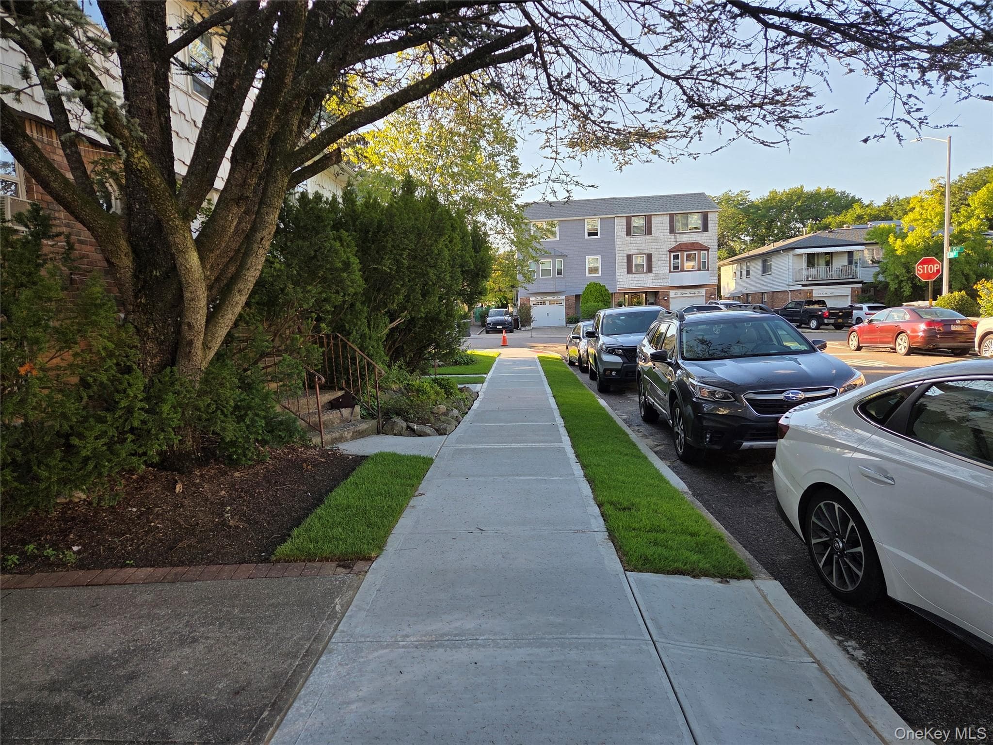 15-42 216th Street thumbnail 2