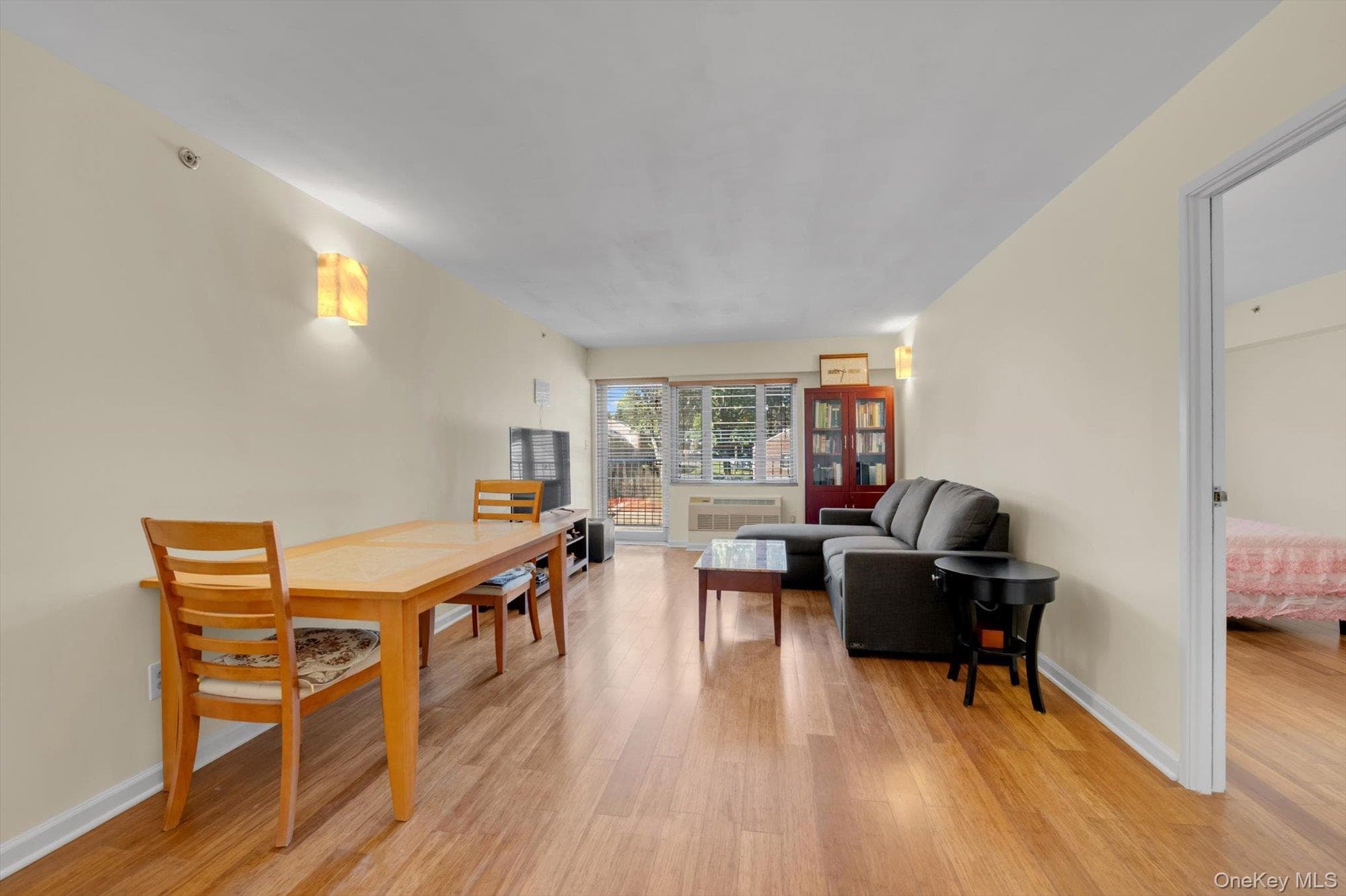 6434 Grand Central Parkway Unit: 3G thumbnail 5