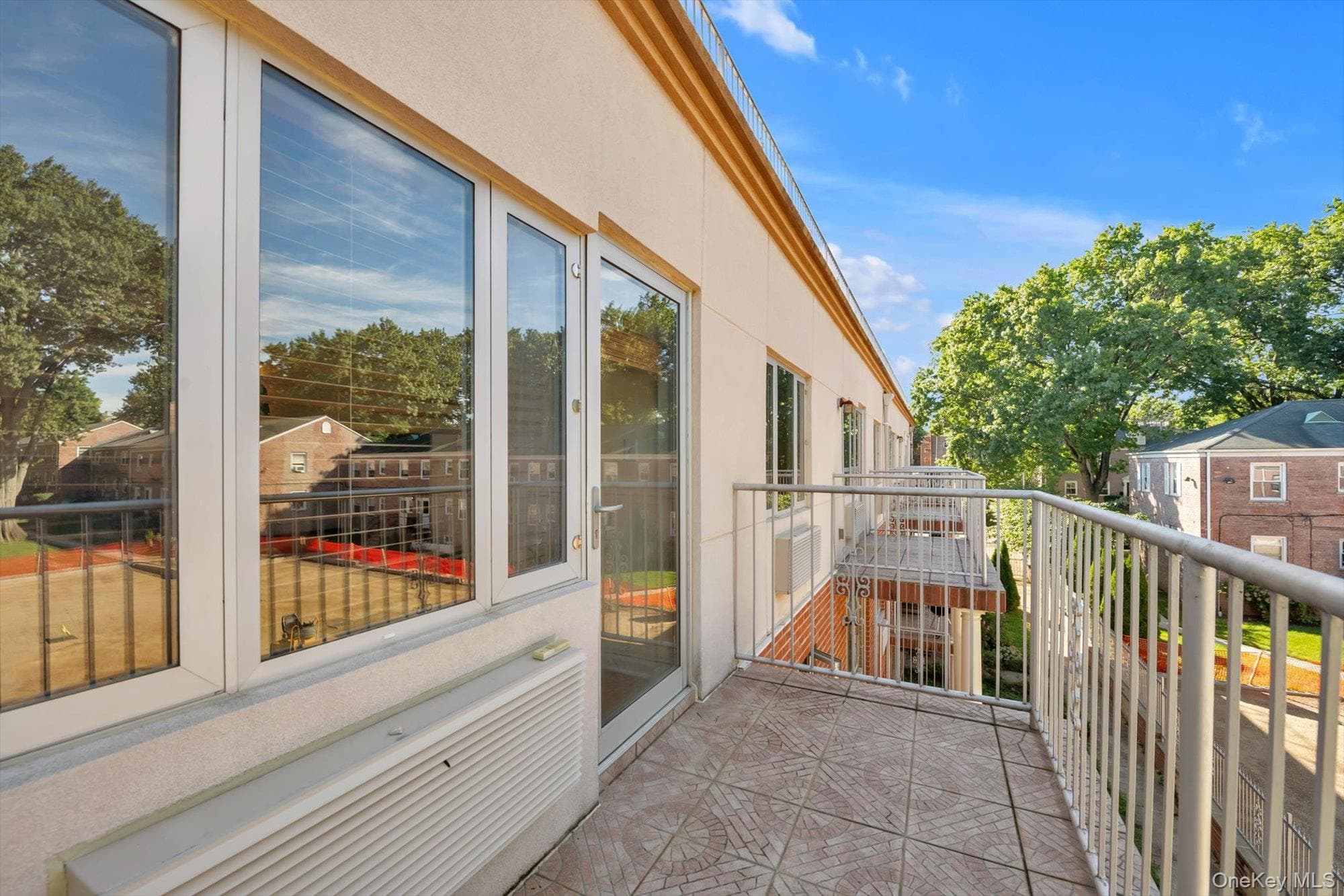 6434 Grand Central Parkway Unit: 3G thumbnail 20