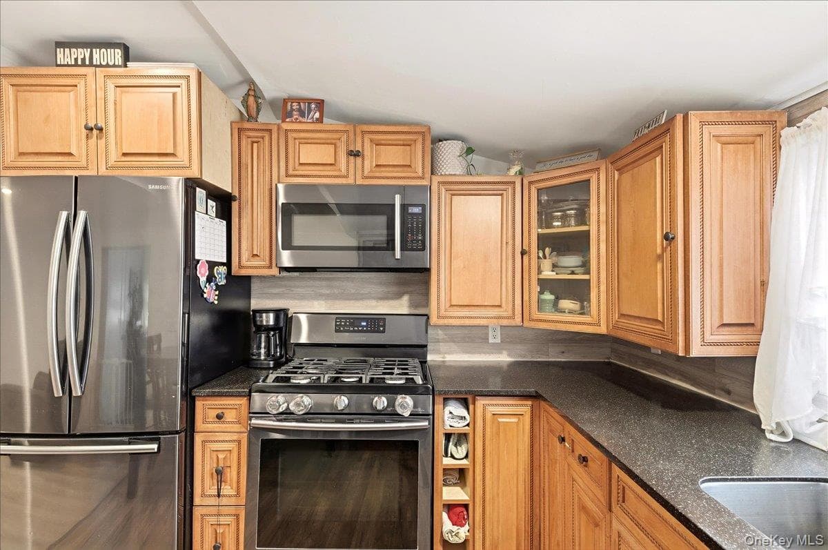 133B Edgewater Park Unit: 133B thumbnail 5