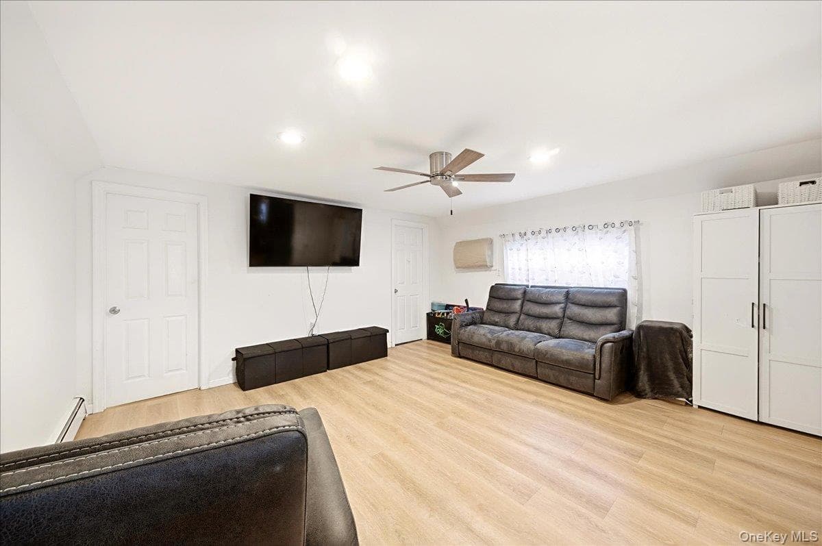 133B Edgewater Park Unit: 133B thumbnail 7