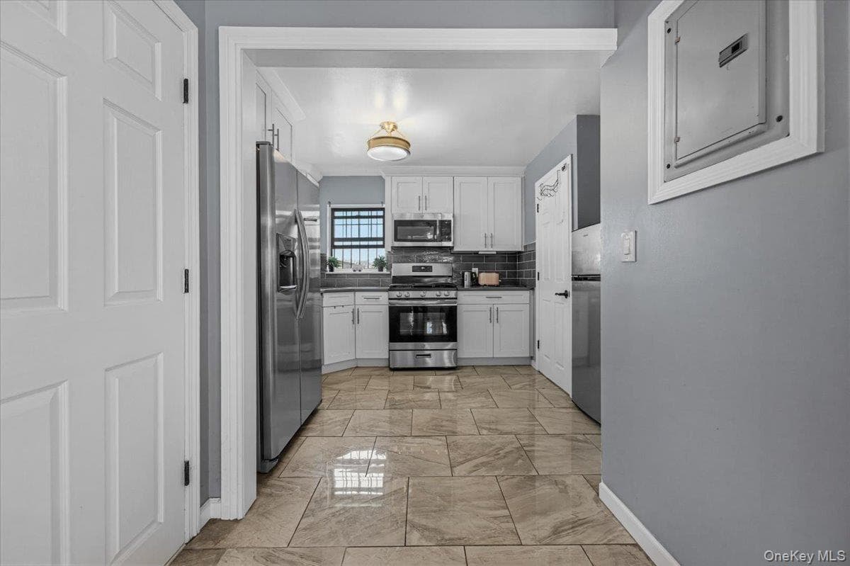 21825 104th Avenue thumbnail 7