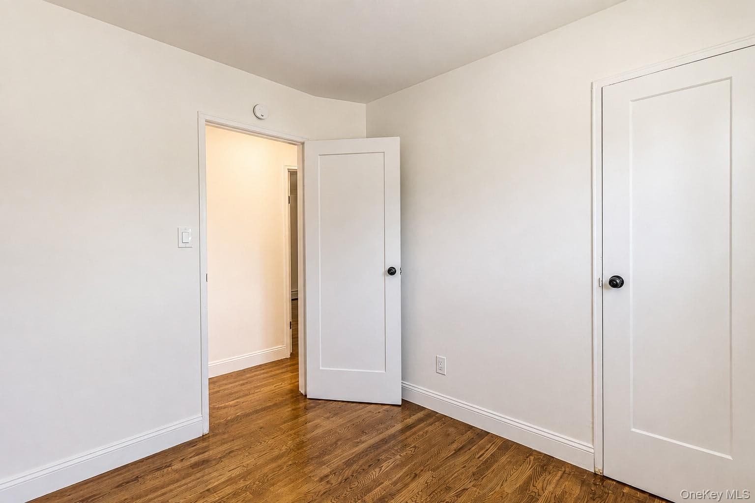 12 Grant Avenue thumbnail 19