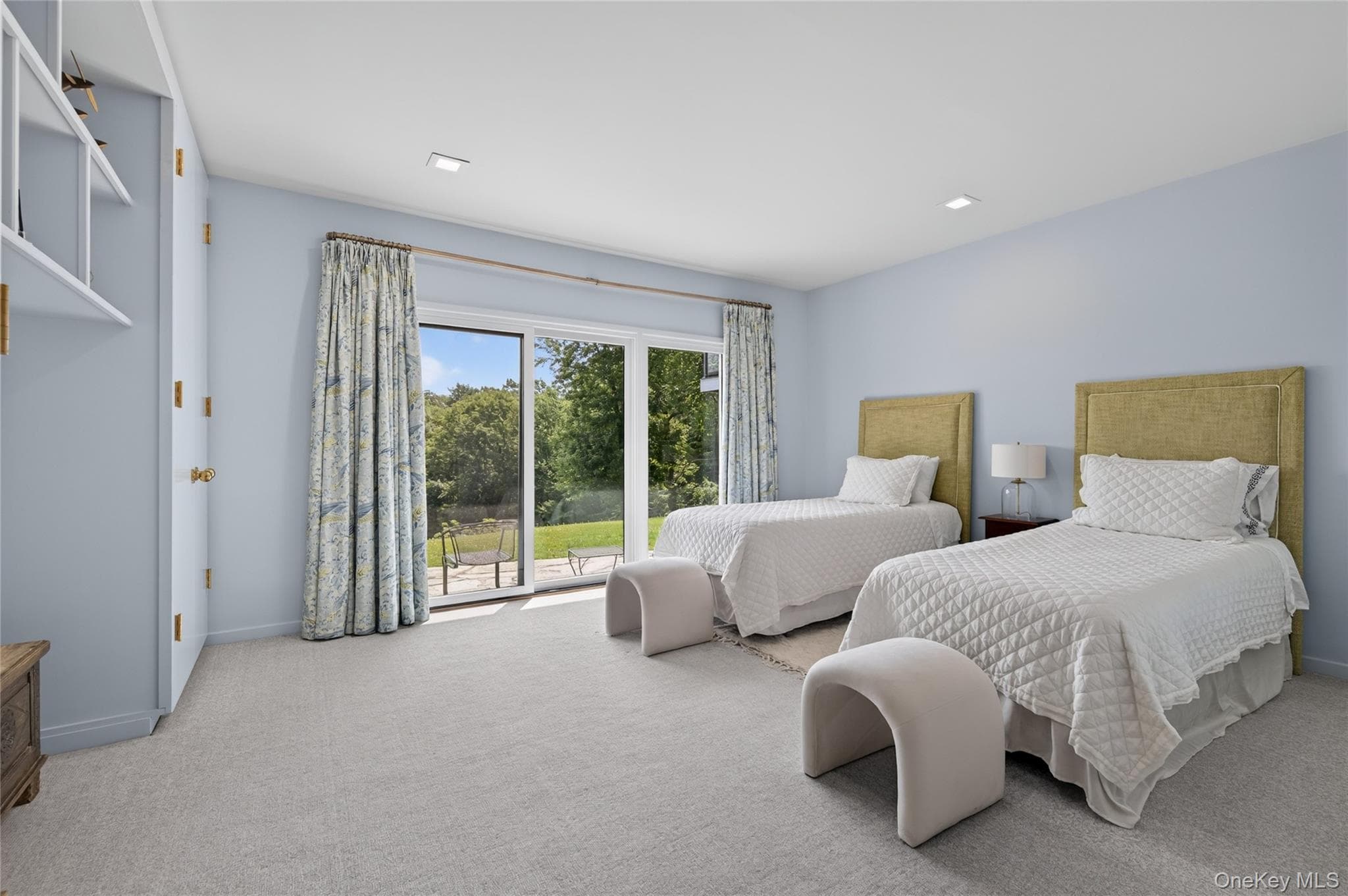 235 Cleft Road thumbnail 40