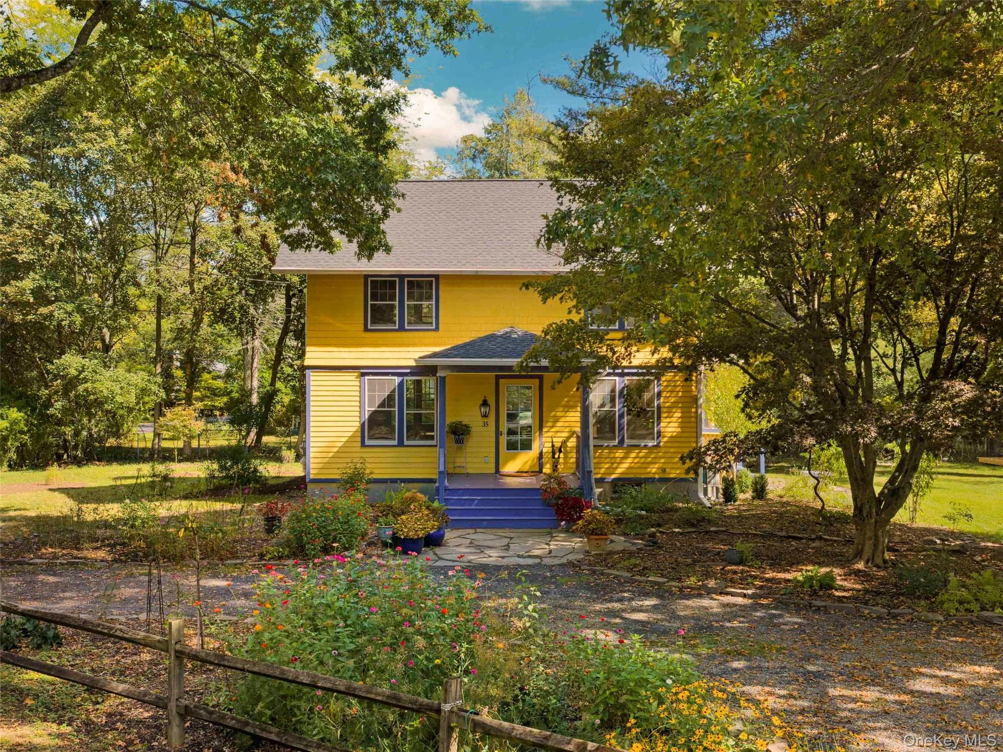 35 Orchard Lane photo 1