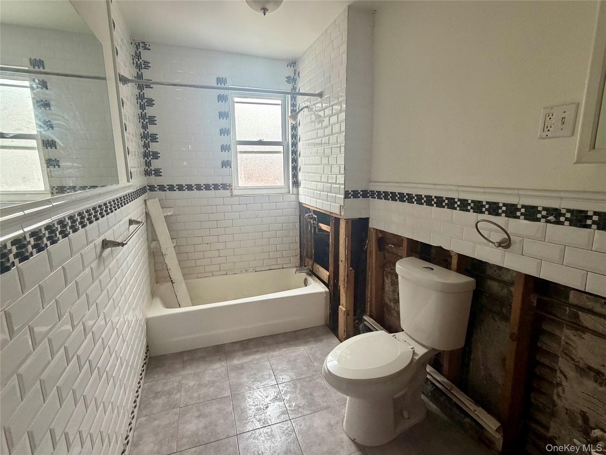 2791 Claflin Avenue thumbnail 9