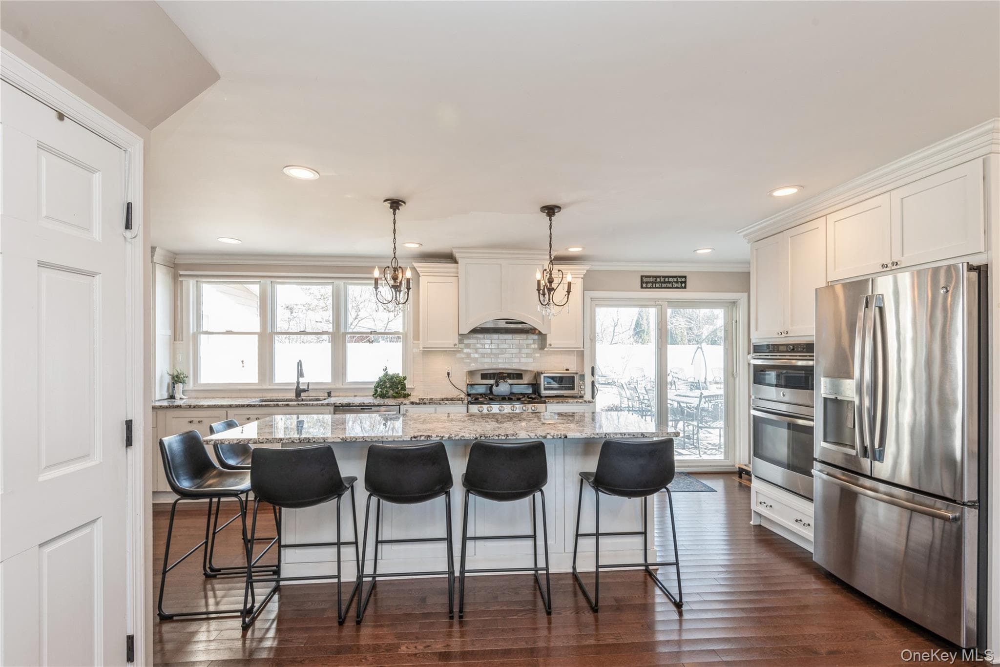 153 Montrose Drive thumbnail 14