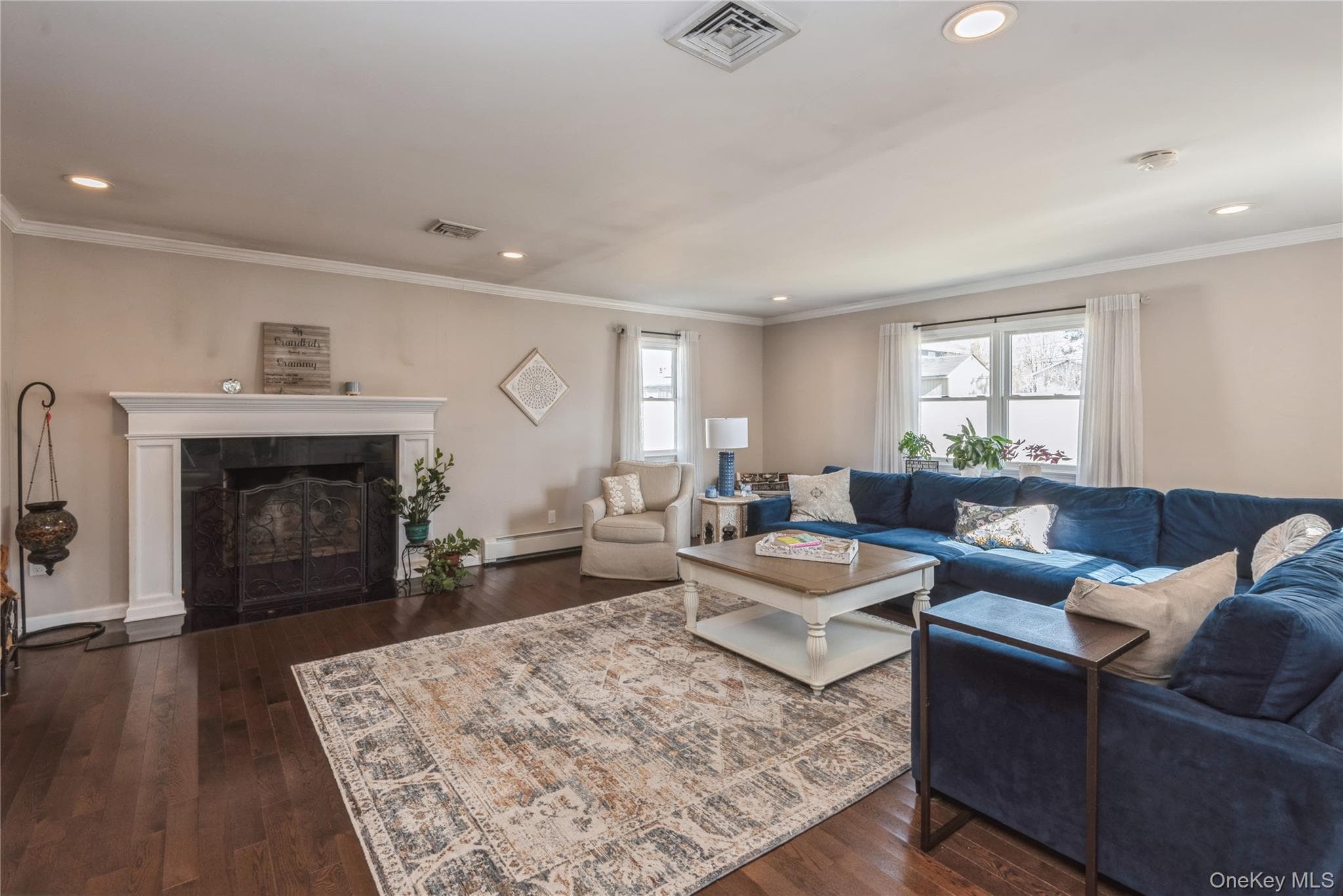 153 Montrose Drive thumbnail 8