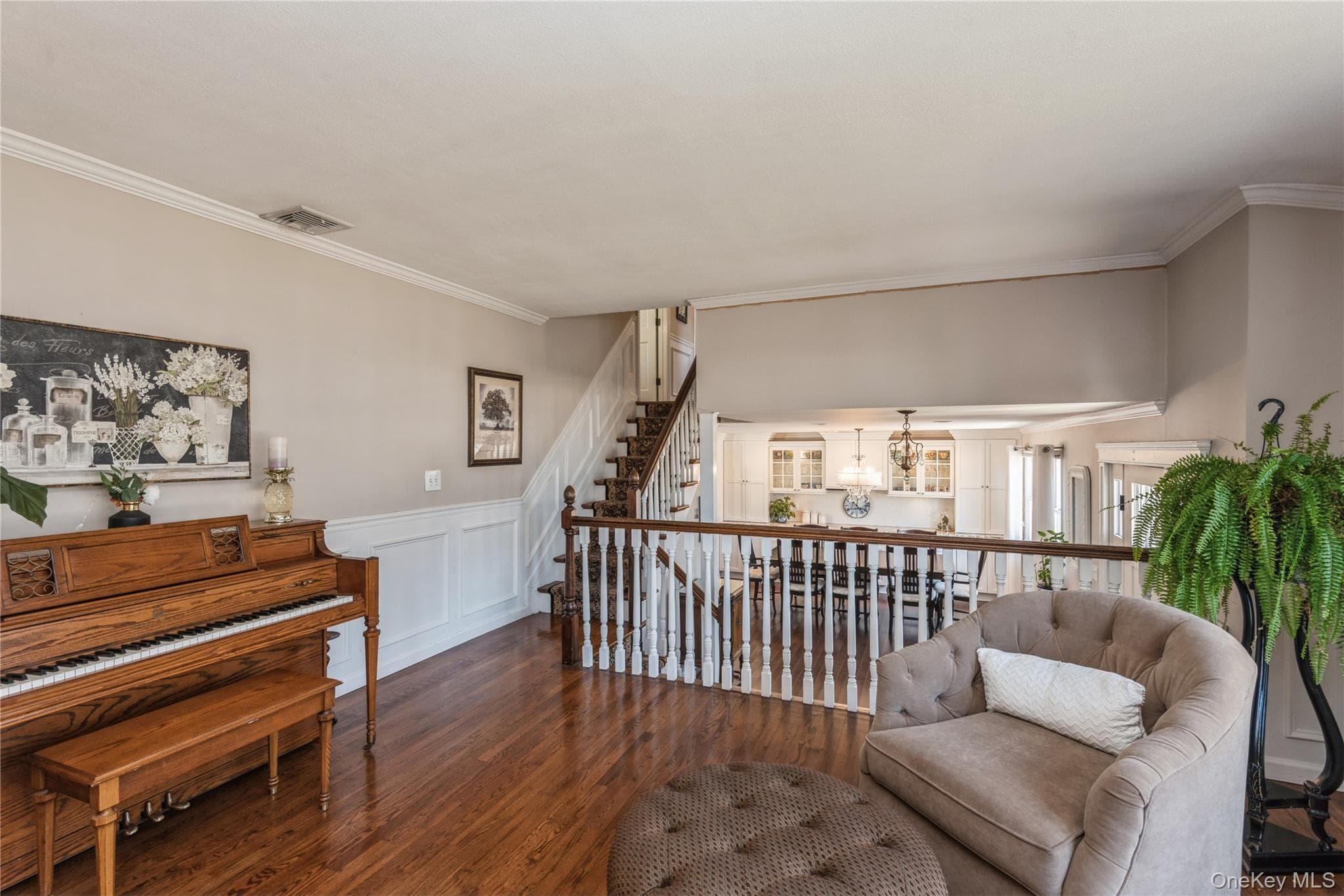 153 Montrose Drive thumbnail 17