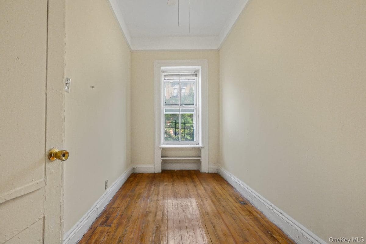 308 Pleasant Avenue thumbnail 8