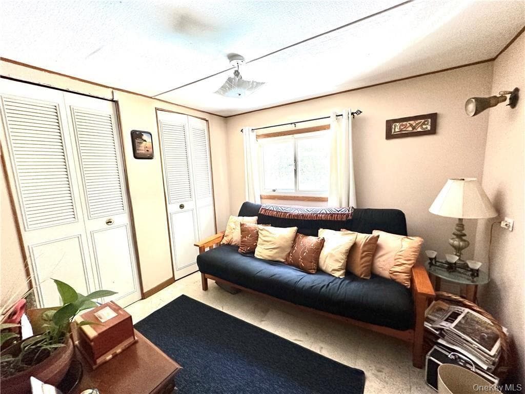 12 Mesmer RD thumbnail 13