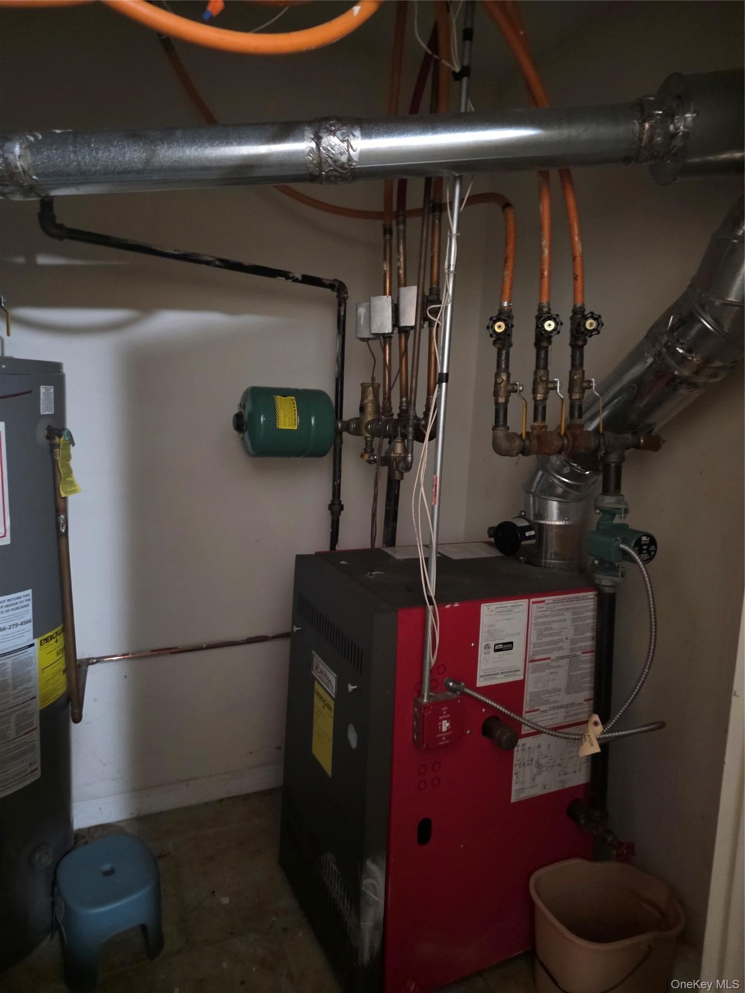 645 Mead Street Unit: Two Family thumbnail 3
