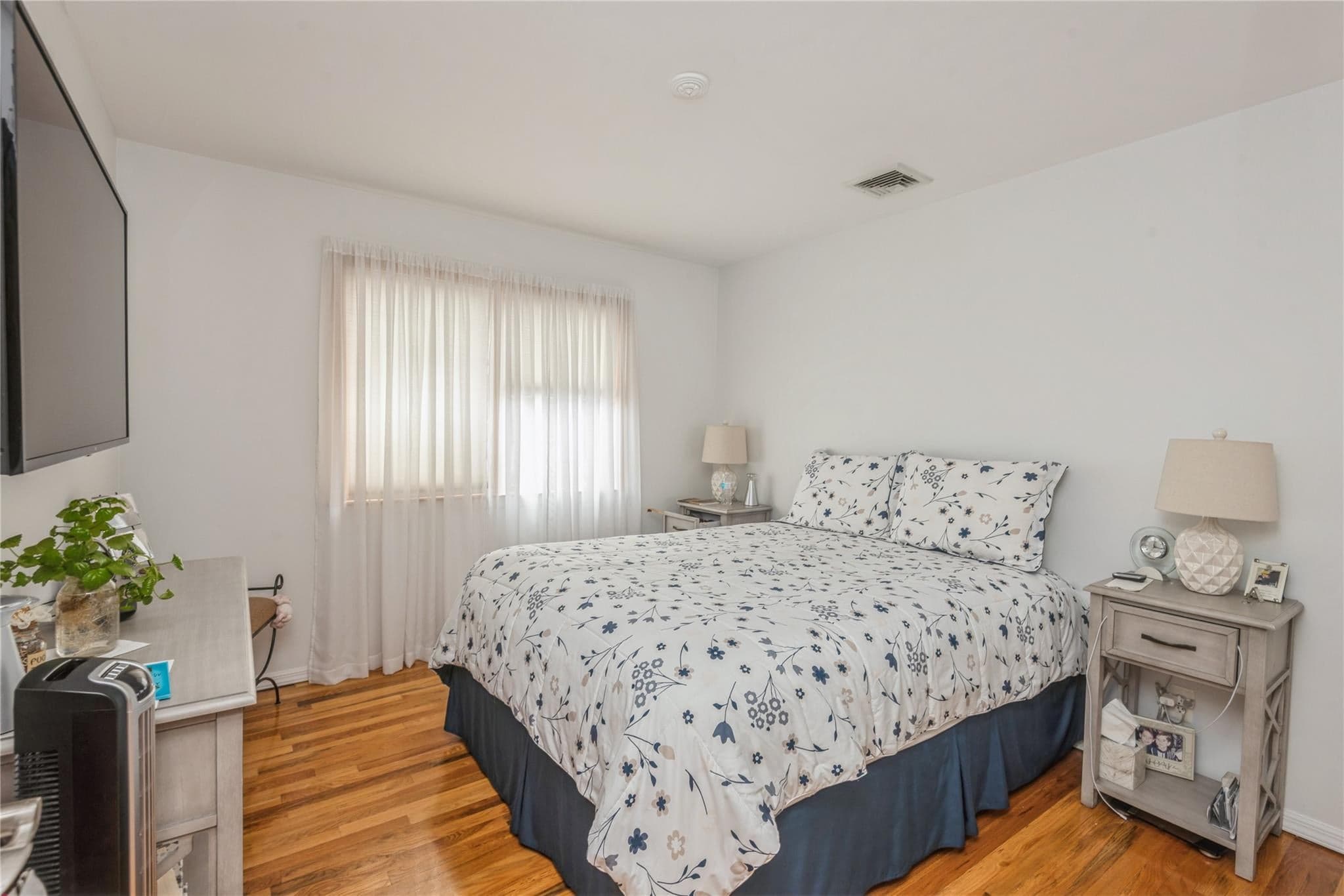 347 Bayville Avenue thumbnail 13
