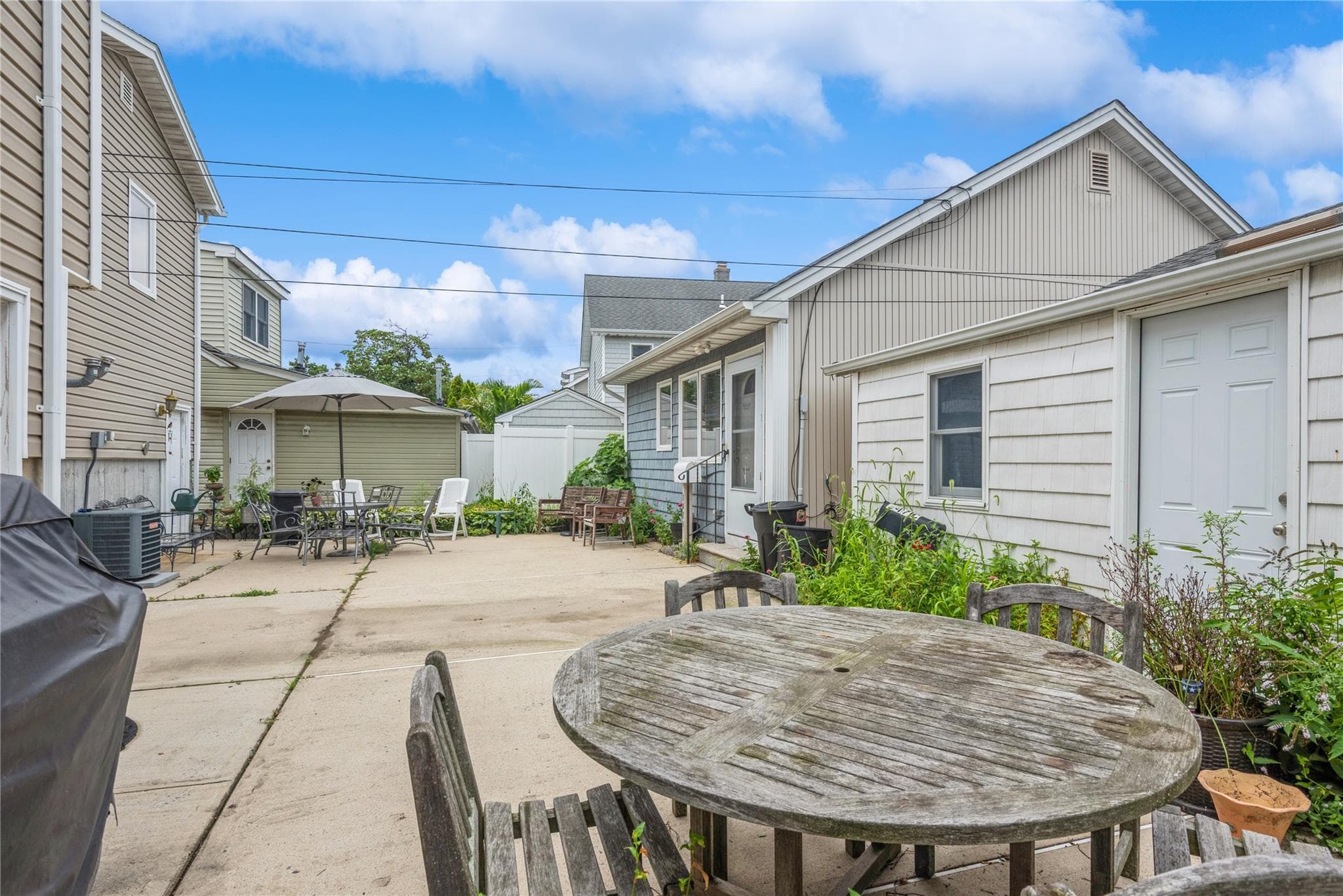 347 Bayville Avenue thumbnail 4