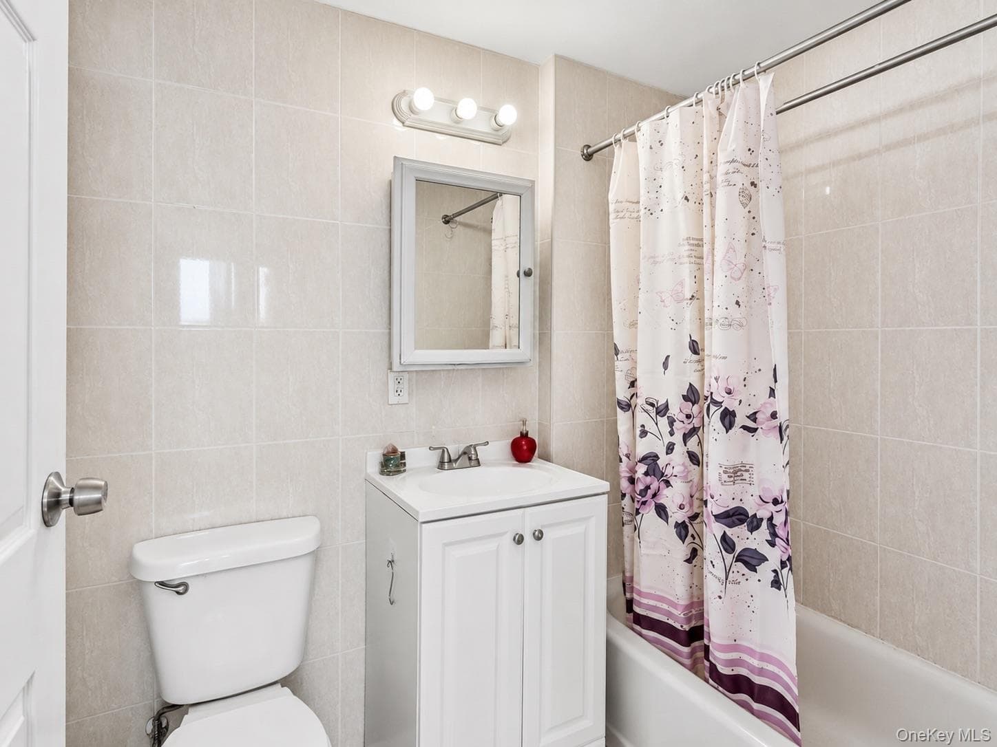 81-15 Queens boulevard 7c Blvd thumbnail 10