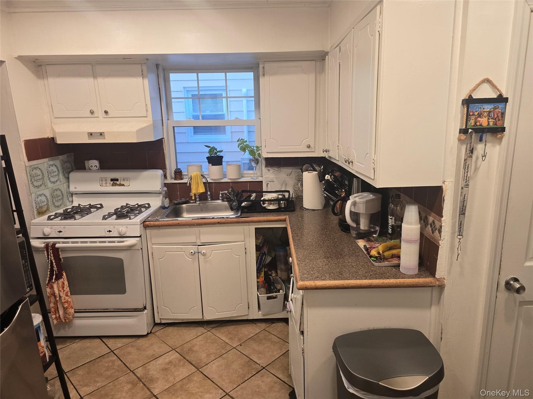 70 Rockaway Parkway thumbnail 3