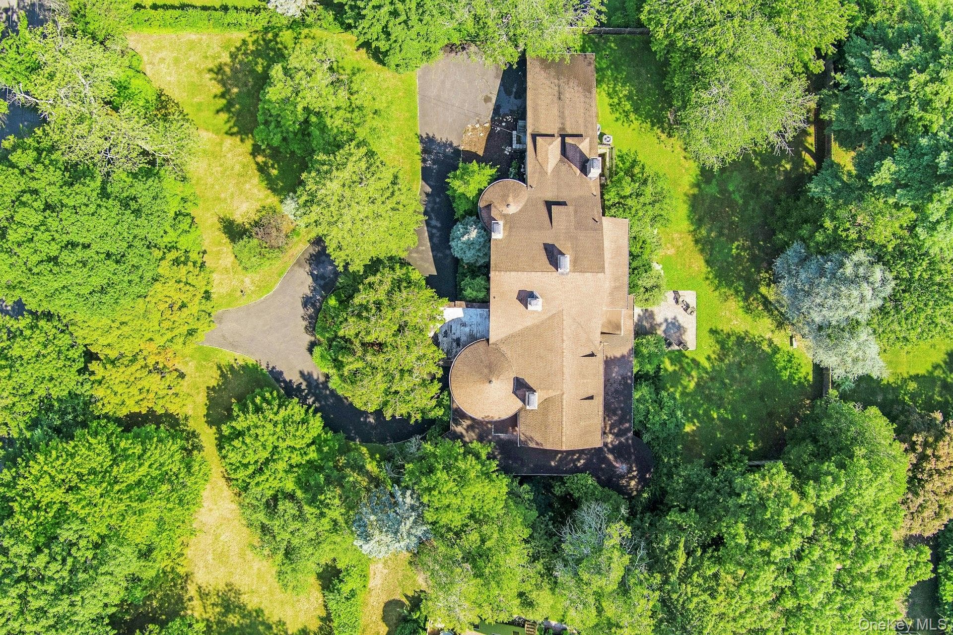 215 Soundview Avenue thumbnail 44