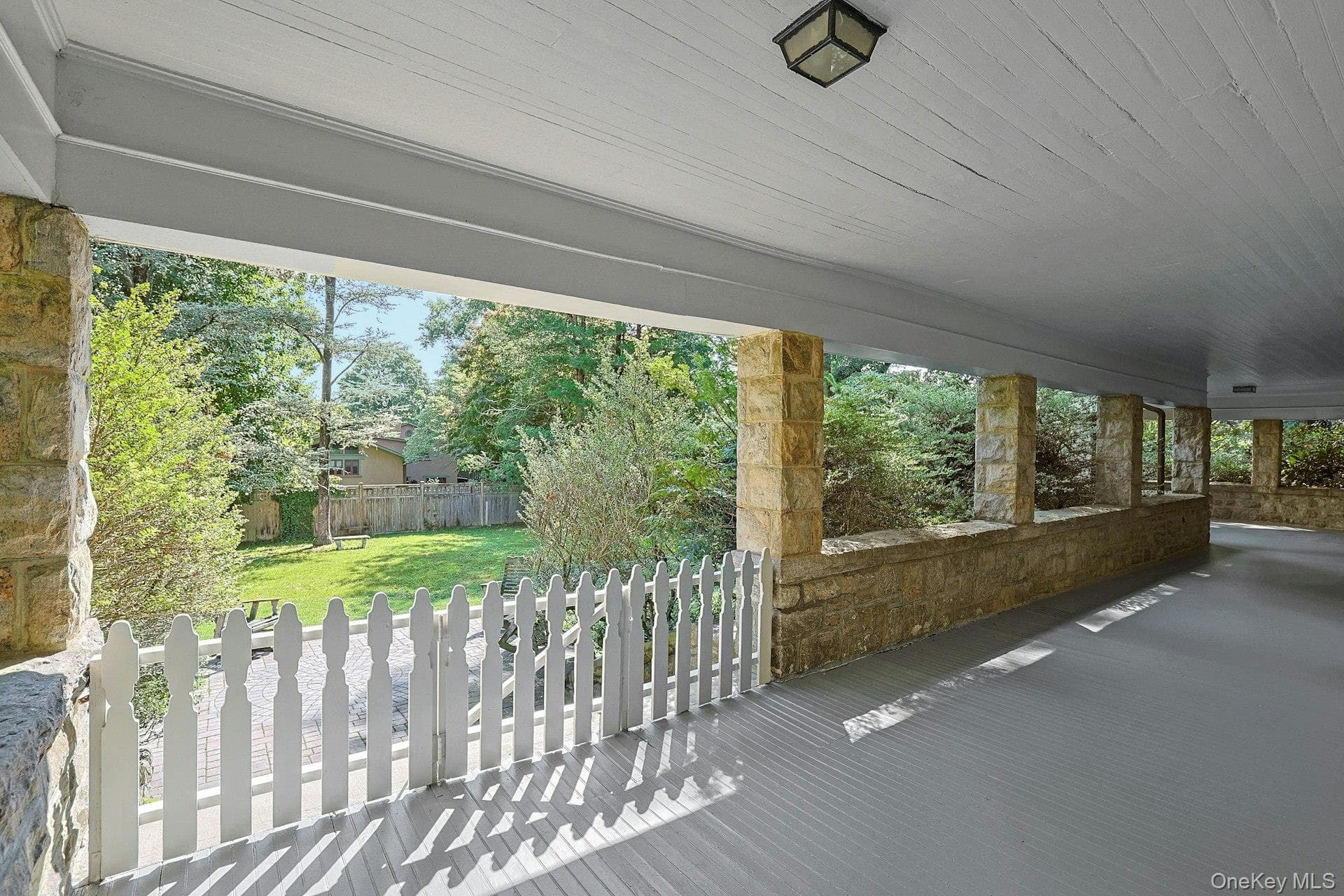215 Soundview Avenue thumbnail 38