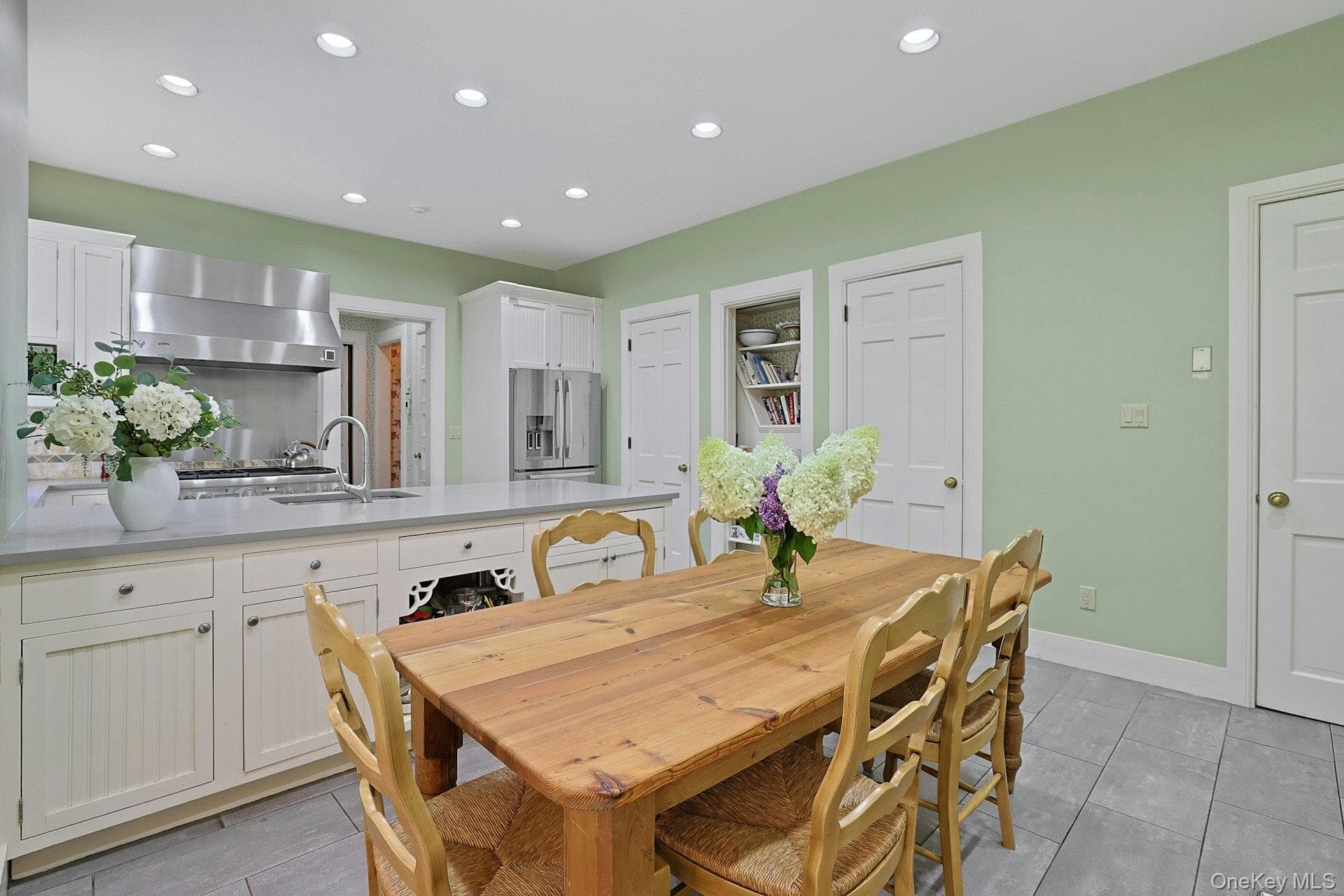 215 Soundview Avenue thumbnail 18
