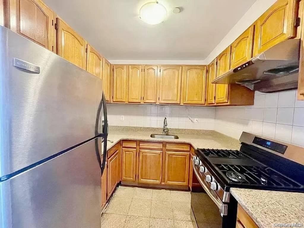 41-38 66th Street Unit: 2B thumbnail 10