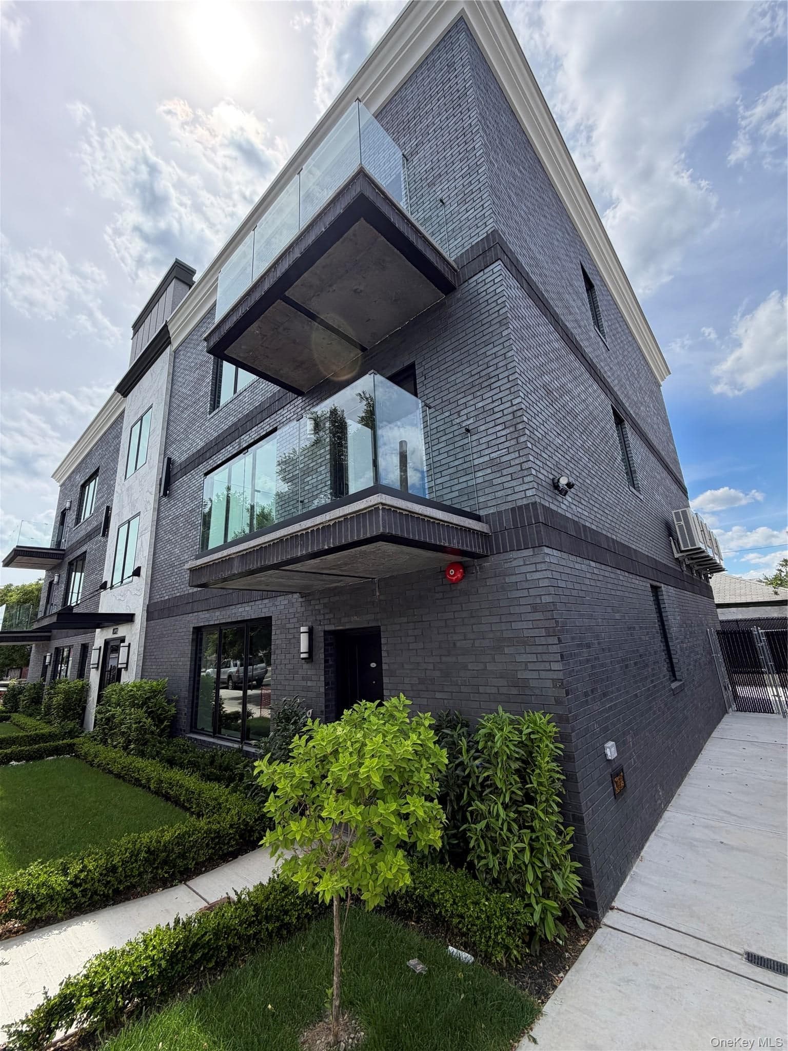 8322 24th Avenue Unit: 2A thumbnail 2