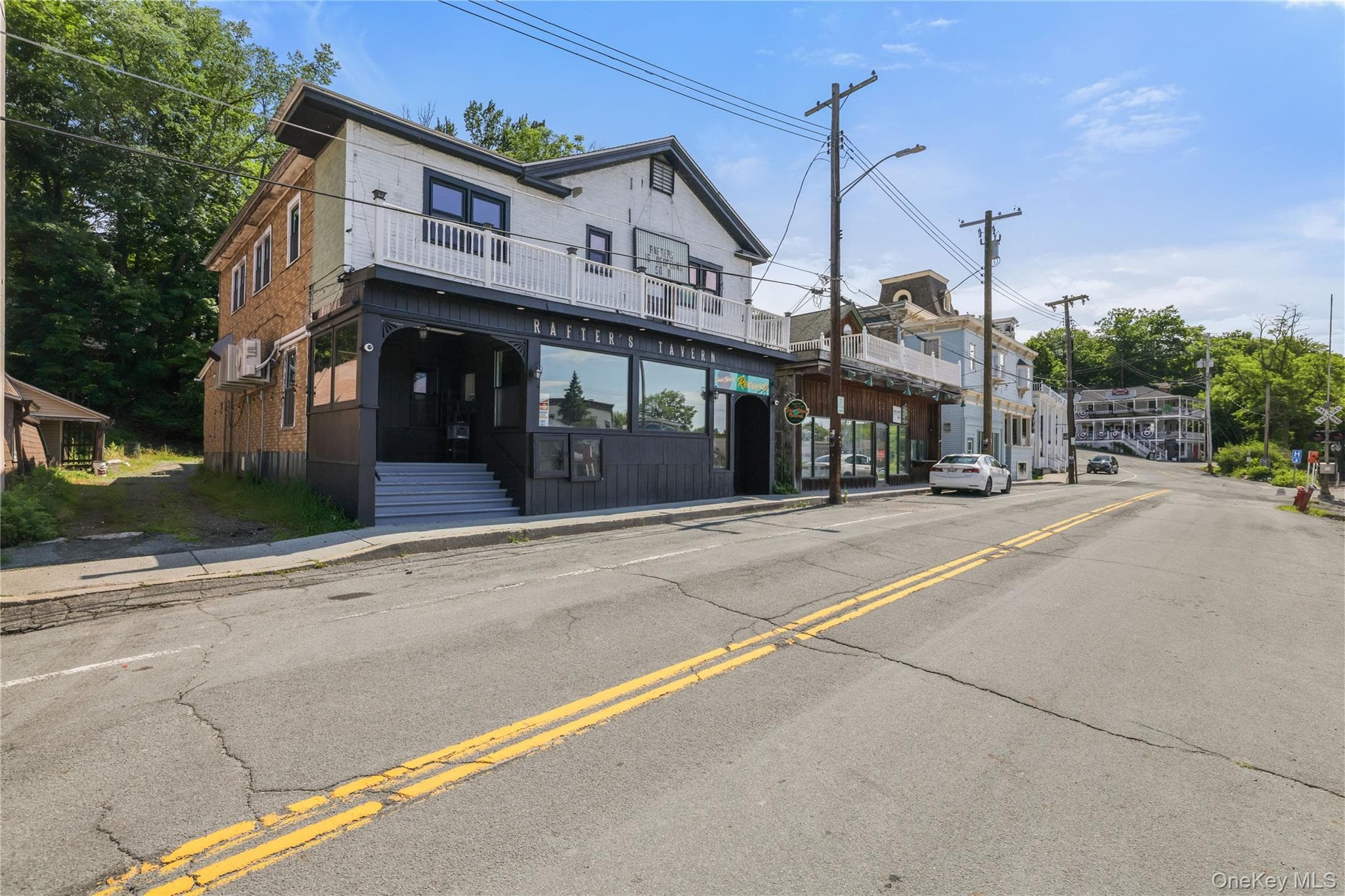 28 Upper Main Street thumbnail 4